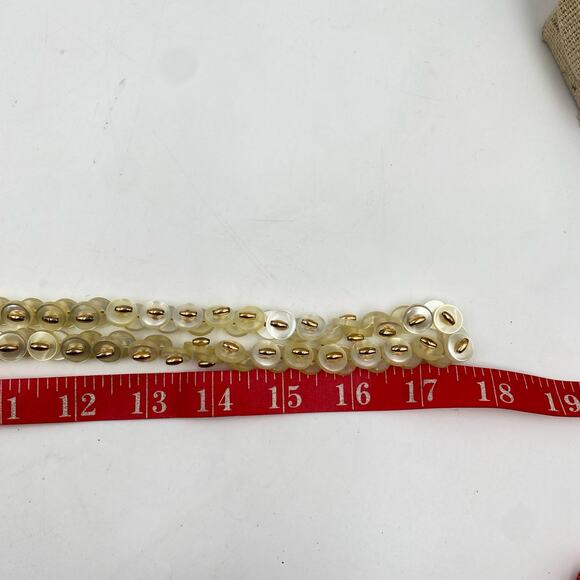 Vintage Chain Link Button Necklace, Light Yellow and Gold Retro Button Necklace - Picture 4 of 9